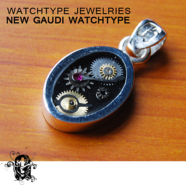 Watchtype Pendant