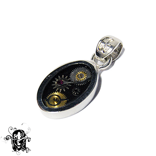 Watchtype Pendant
