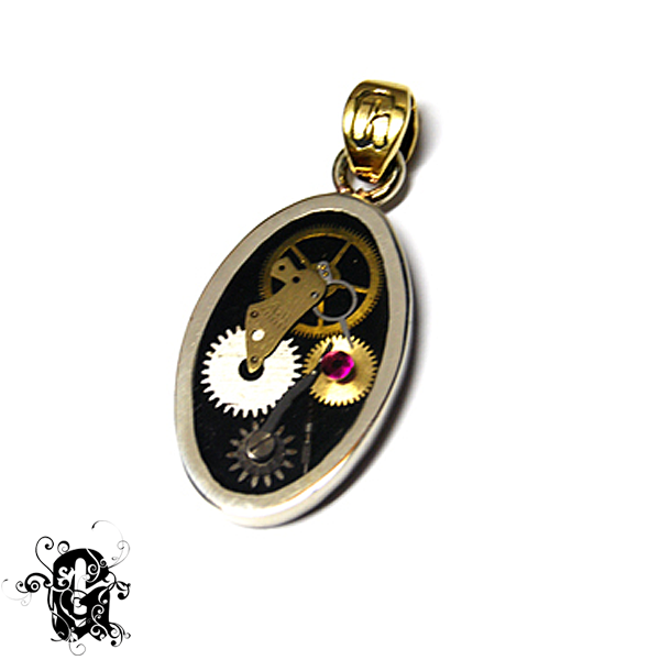 Watchtype Pendant