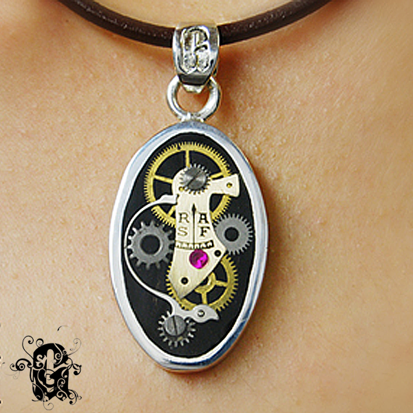 Watchtype Pendant