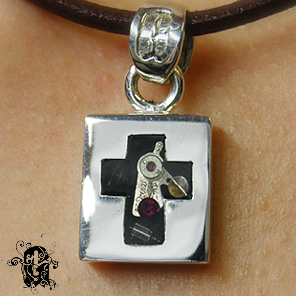 Watchtype Pendant