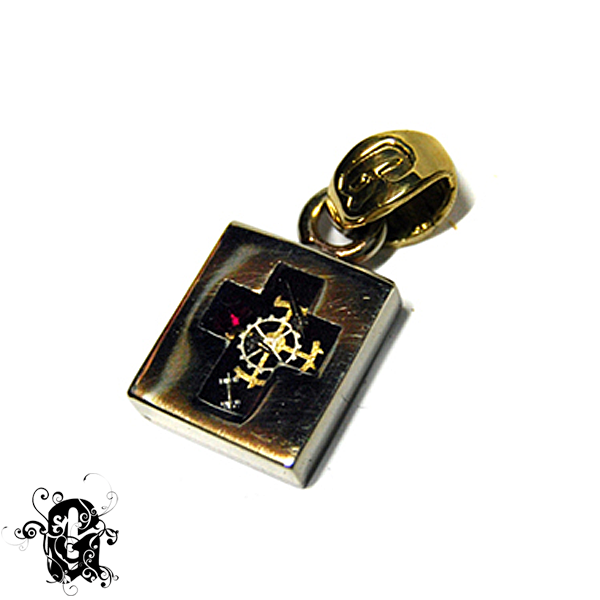 Watchtype Pendant