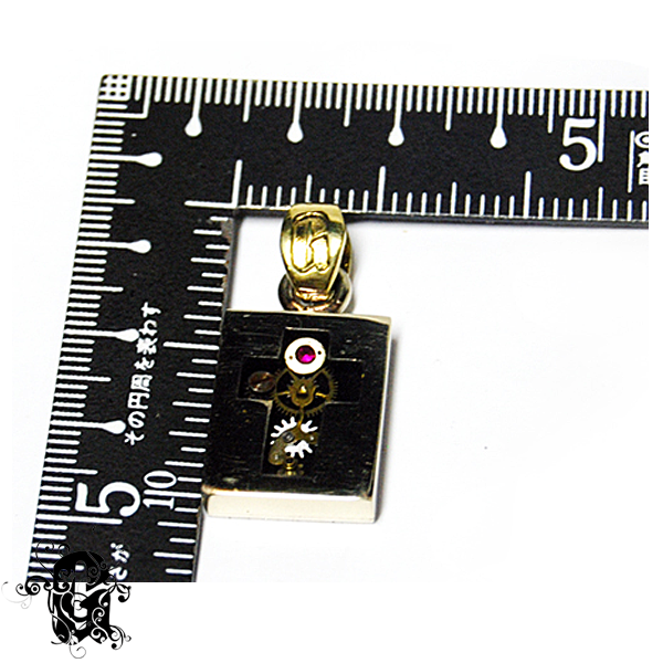 Watchtype Pendant