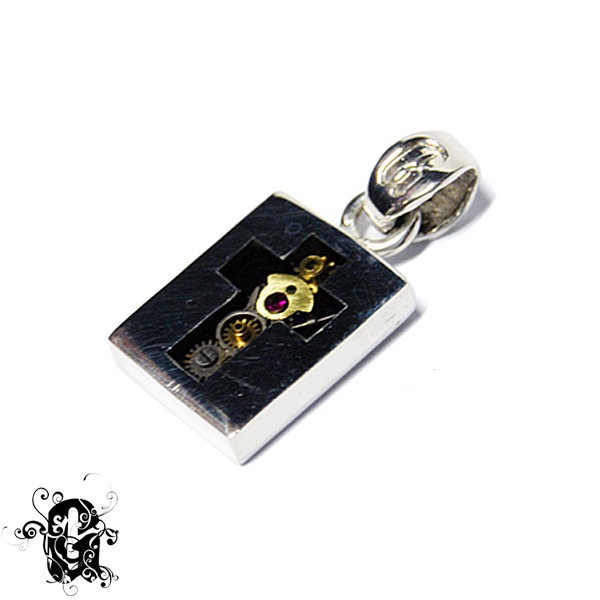 Watchtype Pendant