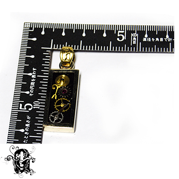 Watchtype Pendant