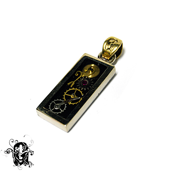 Watchtype Pendant