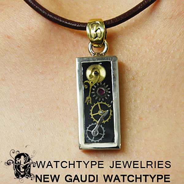 Watchtype Pendant