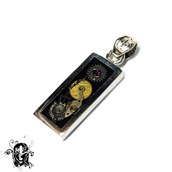 Watchtype Pendant