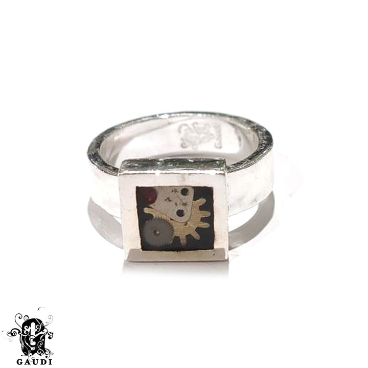 Square Ring