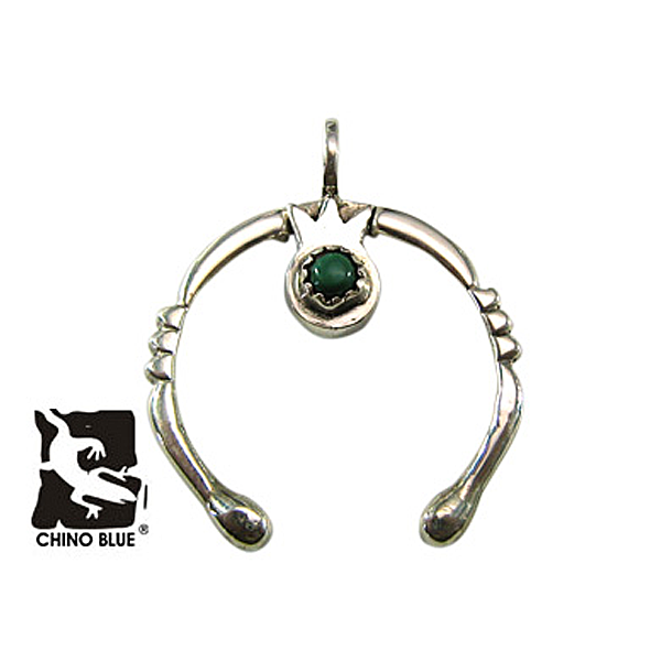 Enchanted Horse Shoe シルバー ペンダント