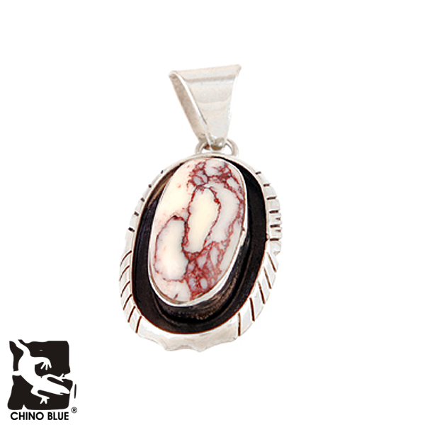 Chino White Buffalo Pendant シルバー ペンダント