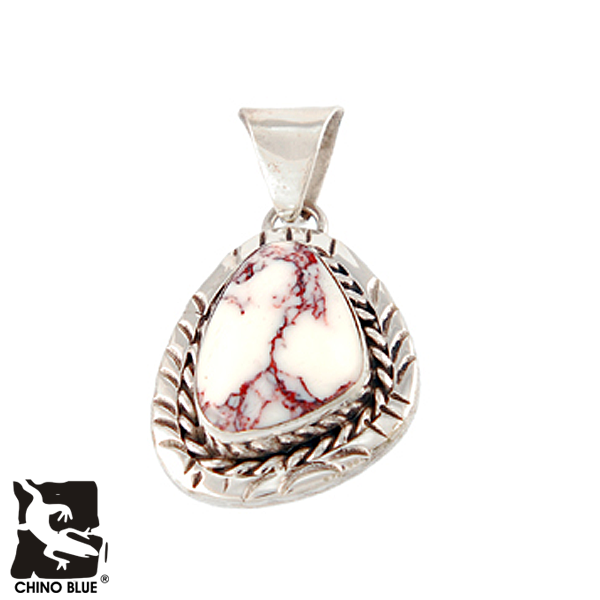 Chino White Buffalo Pendant シルバー ペンダント