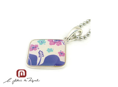 Antique Motif Resin Pendant