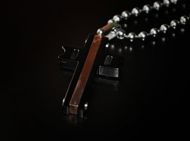 Black Cross シルバー ペンダント