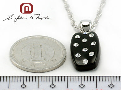 Black Gracefull Charm シルバー ペンダント