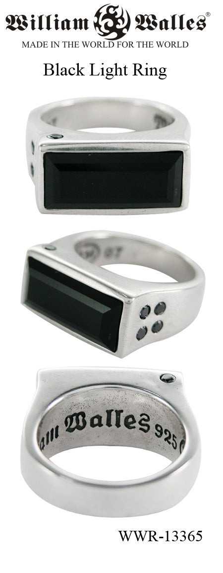 Black Light Ring