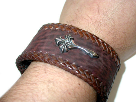 Brown Shark Cross Bangle