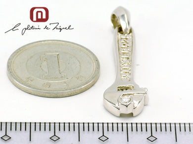 Elegante Chiave Inglese Silver Pendant シルバー &