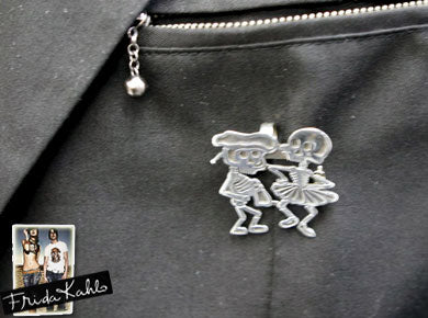 ARETES DE CALAVARERA ナワトル語の商品