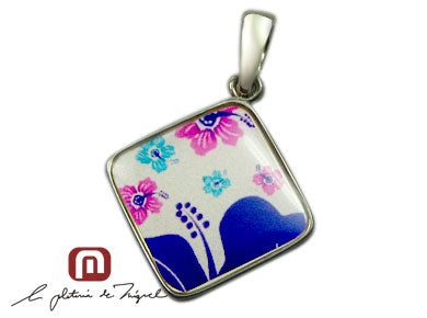 Floral Resin Pendant シルバー ペンダント