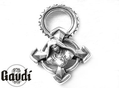 Gaudi シルバー ペンダント