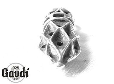 Gaudi シルバー ペンダント