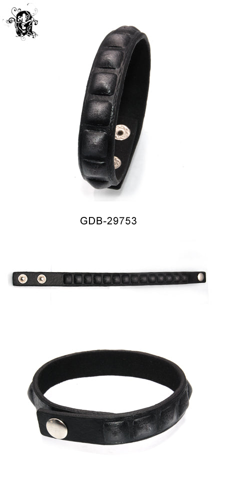 Gussalen Pyramid Bracelet レザーブレスレット
