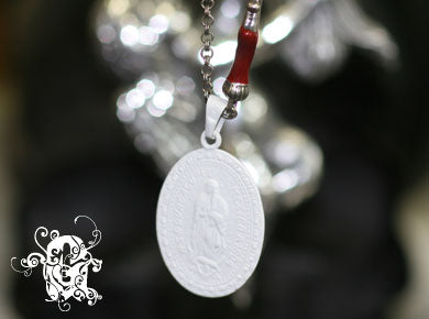 Gaudi White Medalion シルバー ペンダント