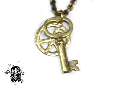 Punk Key シルバー ペンダント