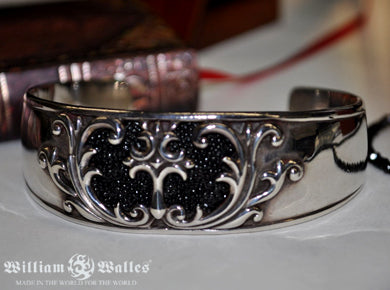 Gothic Scroll Stingray Bangle シルバー バングル