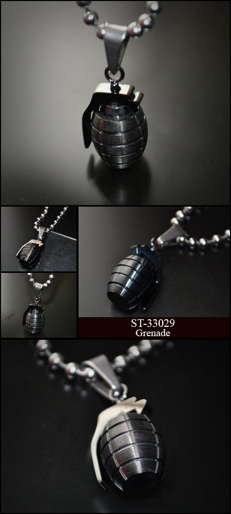 Grenade シルバー ペンダント