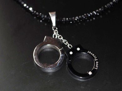 Handcuff シルバー ペンダント