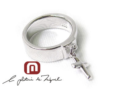 La Crucifix de Sagrada Silver Ring