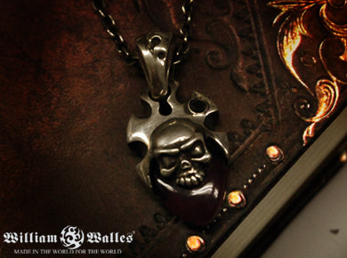 Lily Skull Shield Necklace シルバー ペンダント