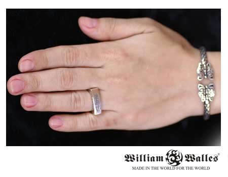 Logo Square Ring