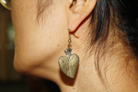 Milagros Heart Petal Earring
