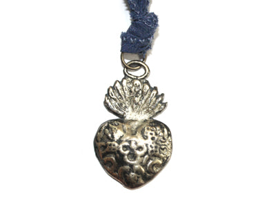 Milagros Heart with Flower