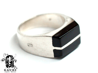 ONYX III