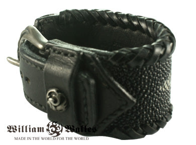 Ray Spine Leather レザーブレスレット