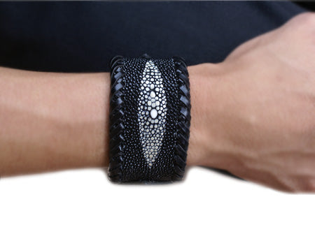 Ray Spine Leather レザーブレスレット