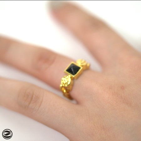 Single-Spike Chain Ring