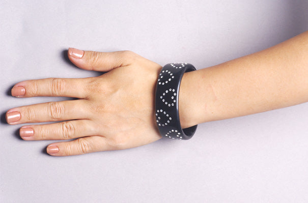 Spoted Heart Bangle Black シルバー バングル