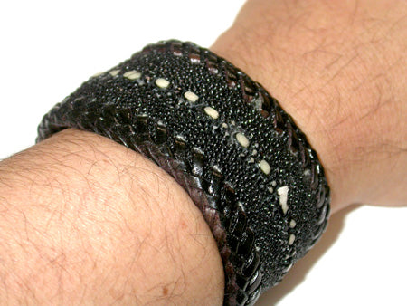 Stingray Dots Bangle