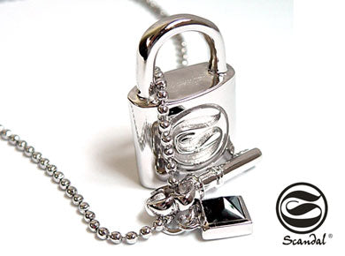 Street Fashion Lock Ladies シルバー ペンダント