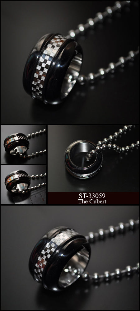 The Cubert シルバー ペンダント