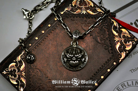 The Spawn Skull Necklace シルバー ペンダント