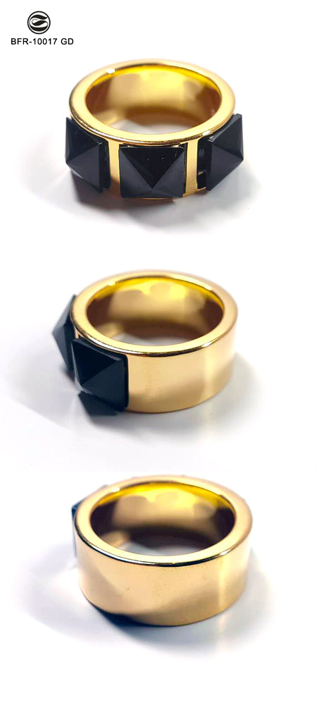Three Black Spikes Ring