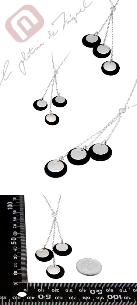 Three Circlet Charm Necklace ネックレス