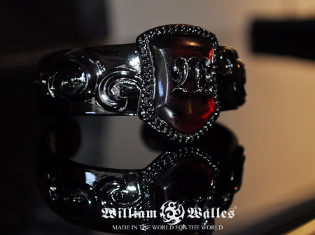 W Logo Bangle Black Plating