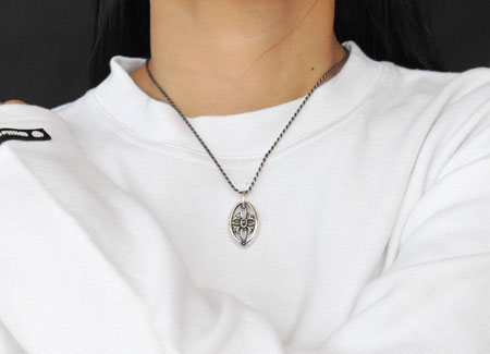 William Pendant シルバー ペンダント